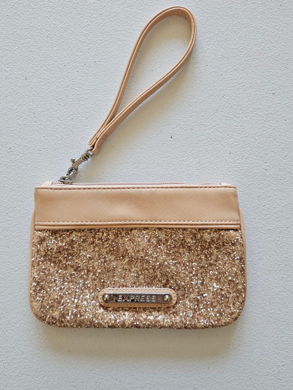 EXPRESS gold/tan wristlet purse makeup bag | Zipper Closure | Small Bag